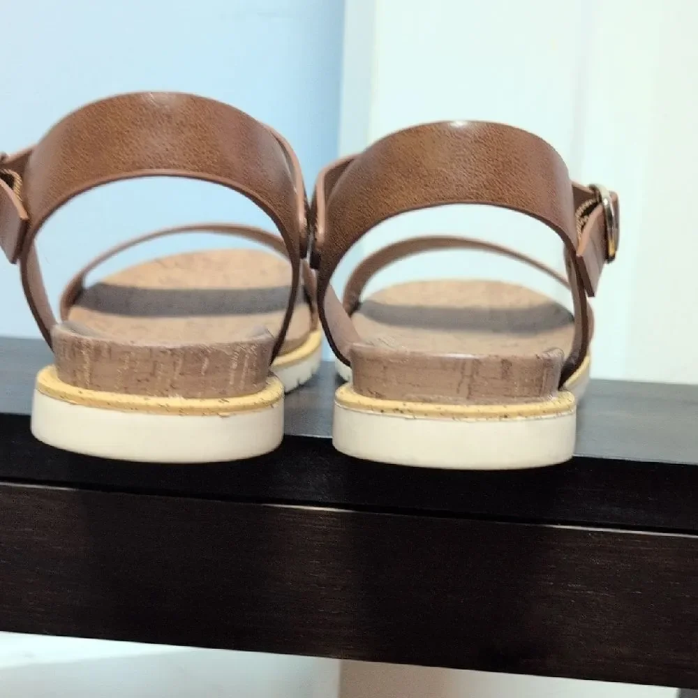 Sun + Stone Mattie Cognac Faux Leather Toe Band/AnkleStrap Buckle Sandals Sz 8M